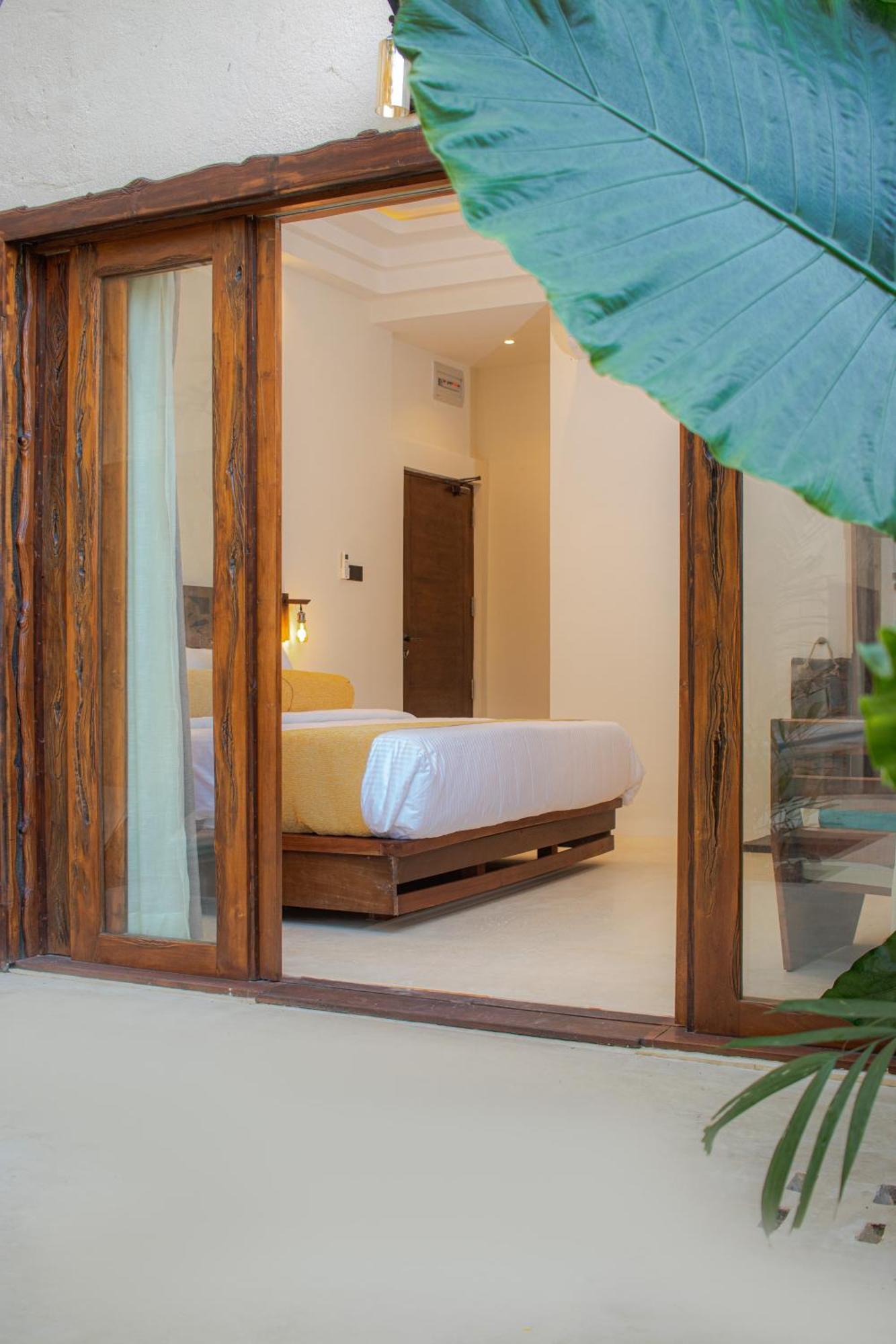 Spicepeek Boutique Hotel Cmb Airport Katunayake Exterior photo