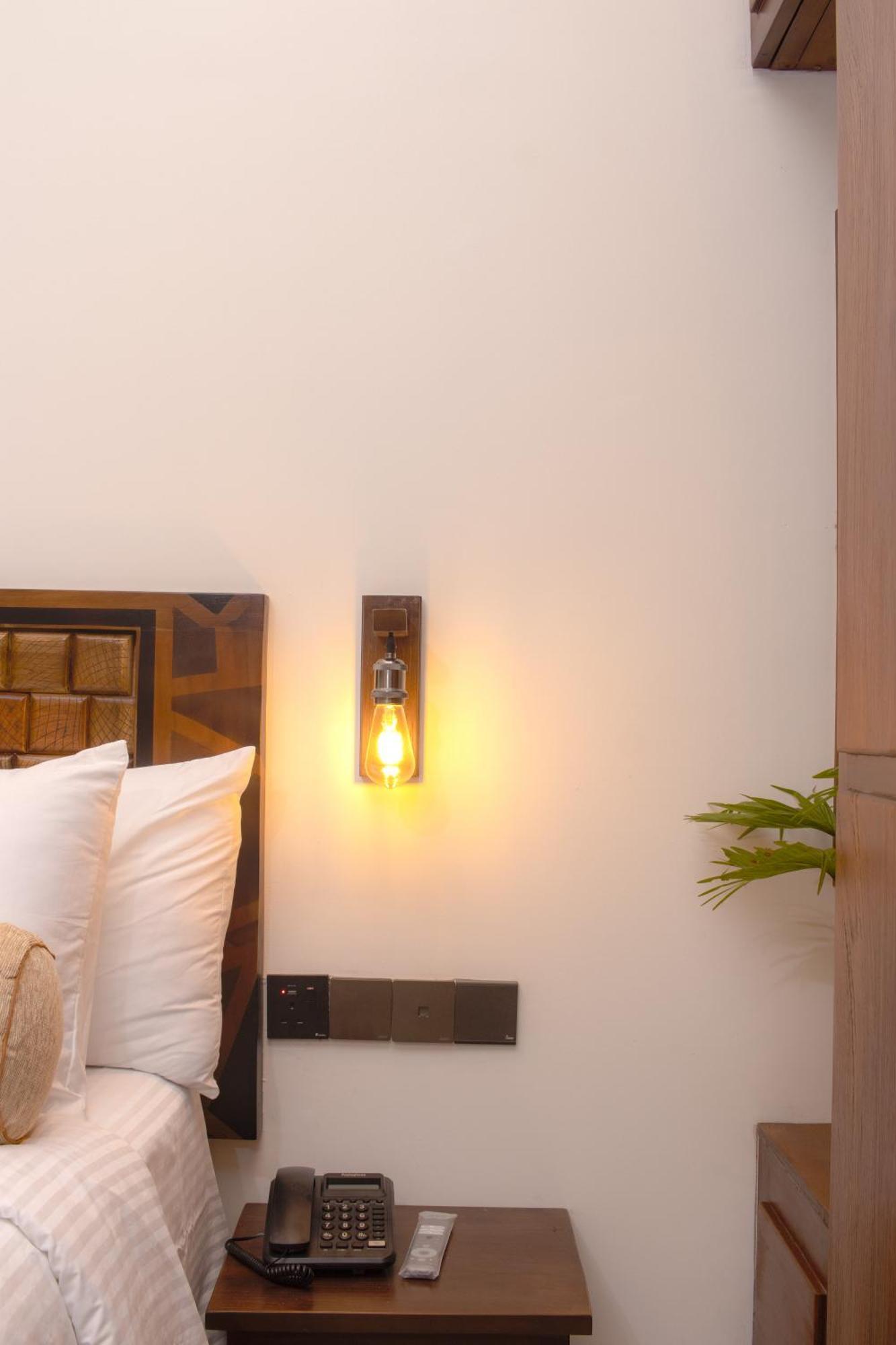 Spicepeek Boutique Hotel Cmb Airport Katunayake Exterior photo